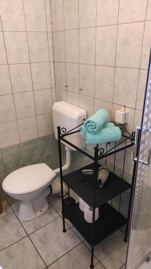 Apartmani Maslina จูเลียนา ภายนอก รูปภาพ