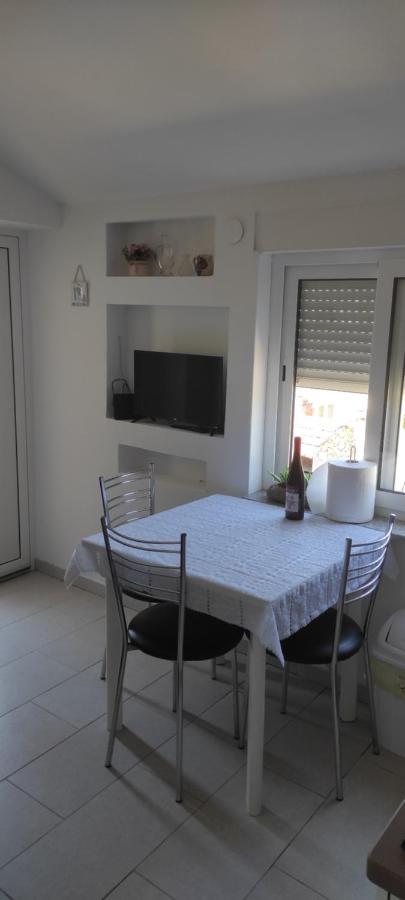 Apartmani Maslina จูเลียนา ห้อง รูปภาพ